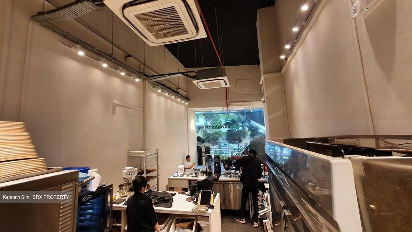 The Commerze@irving (D13), Retail #457084671
